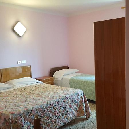 Albergo Ristorante Gualtieri Barberino di Mugello Bilik gambar