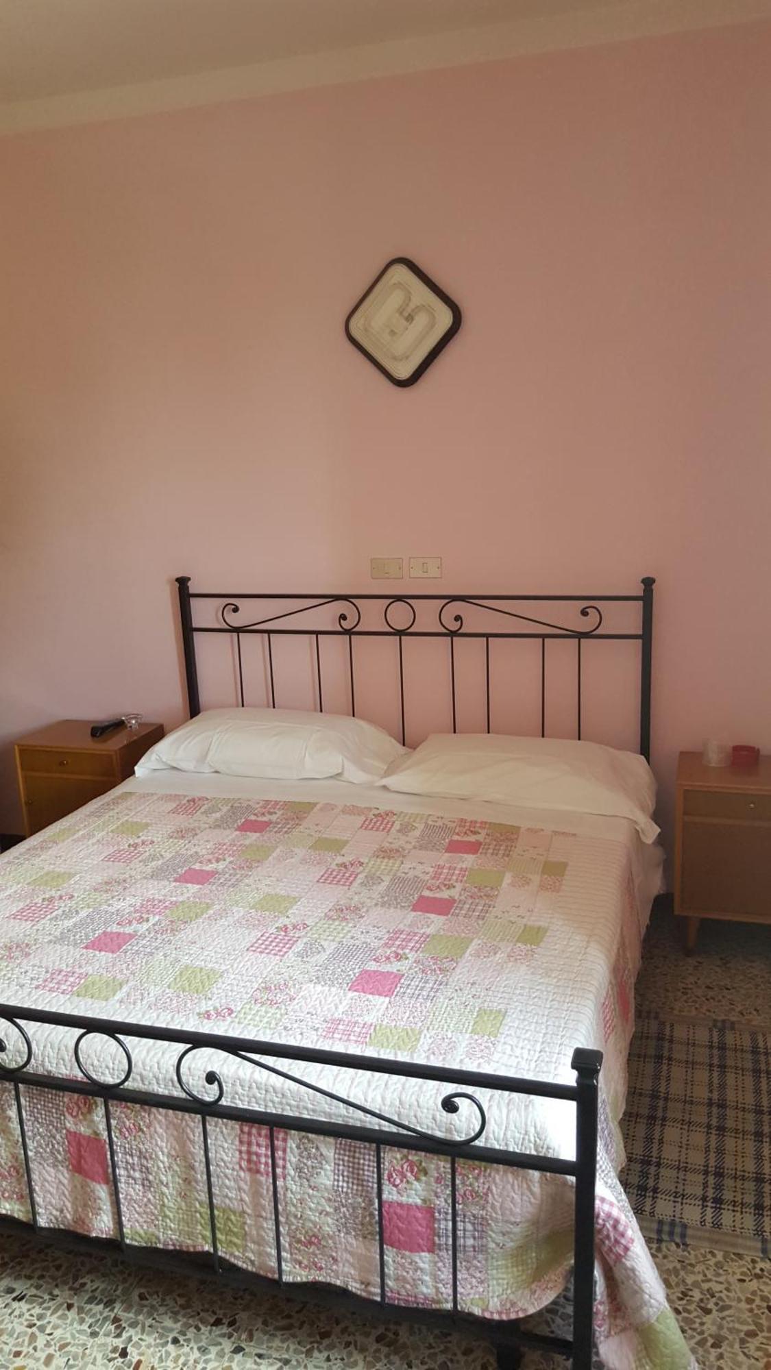 Albergo Ristorante Gualtieri Barberino di Mugello Bilik gambar