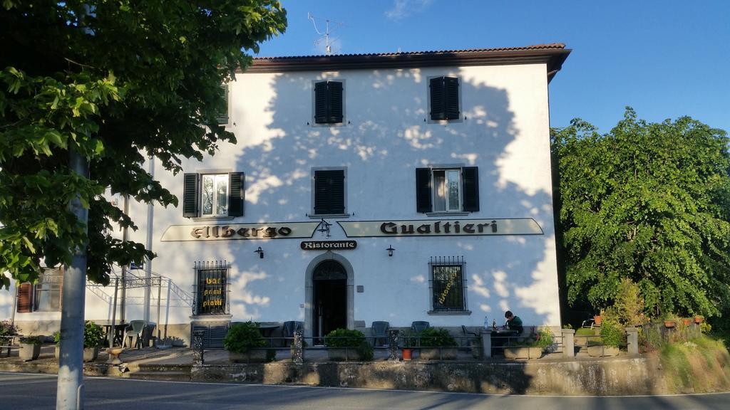Albergo Ristorante Gualtieri Barberino di Mugello Luaran gambar