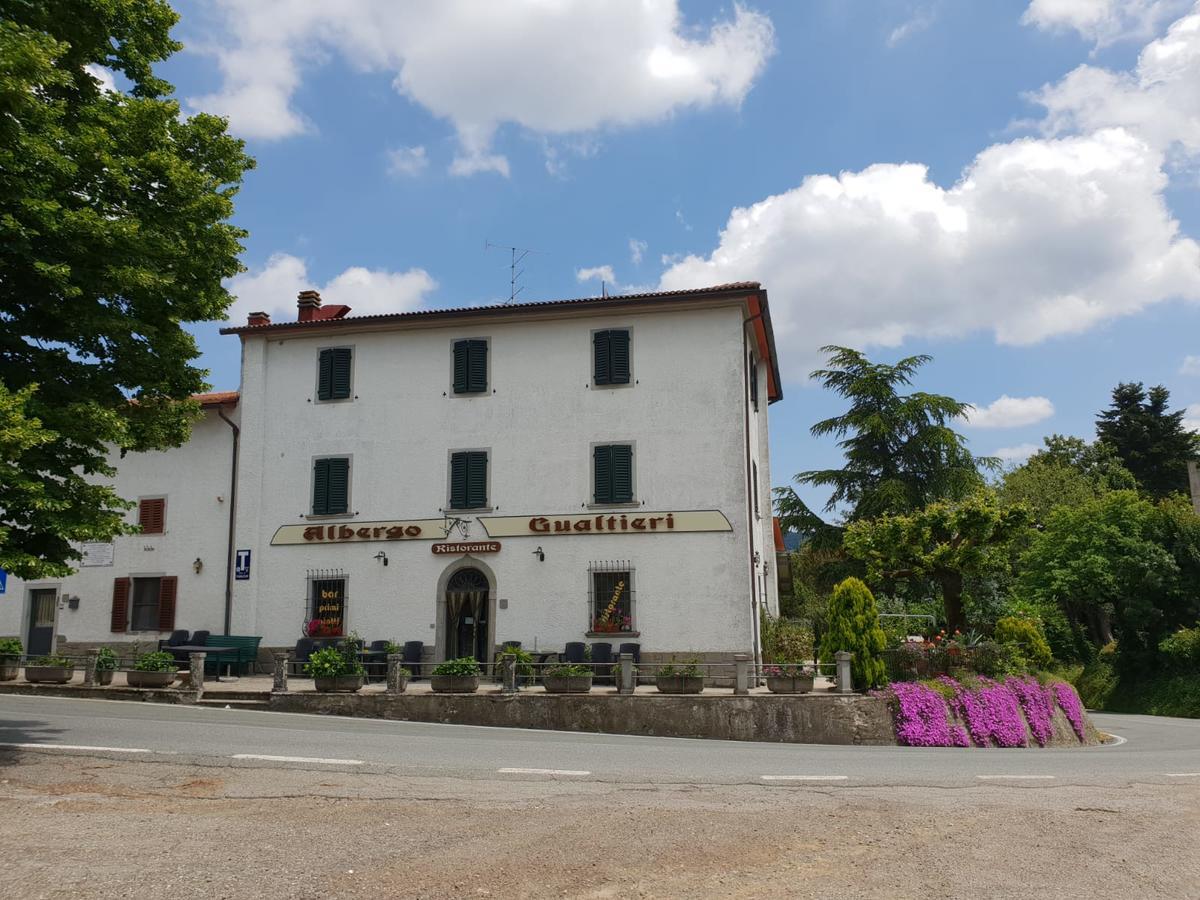Albergo Ristorante Gualtieri Barberino di Mugello Luaran gambar